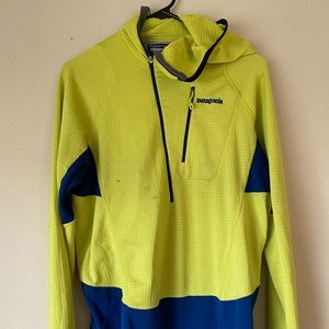 Men’s Patagonia R1 w/ hood